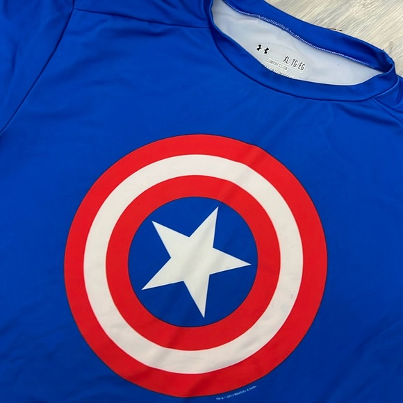 Under Armour x Marvel shirt - Picture 1 of 4